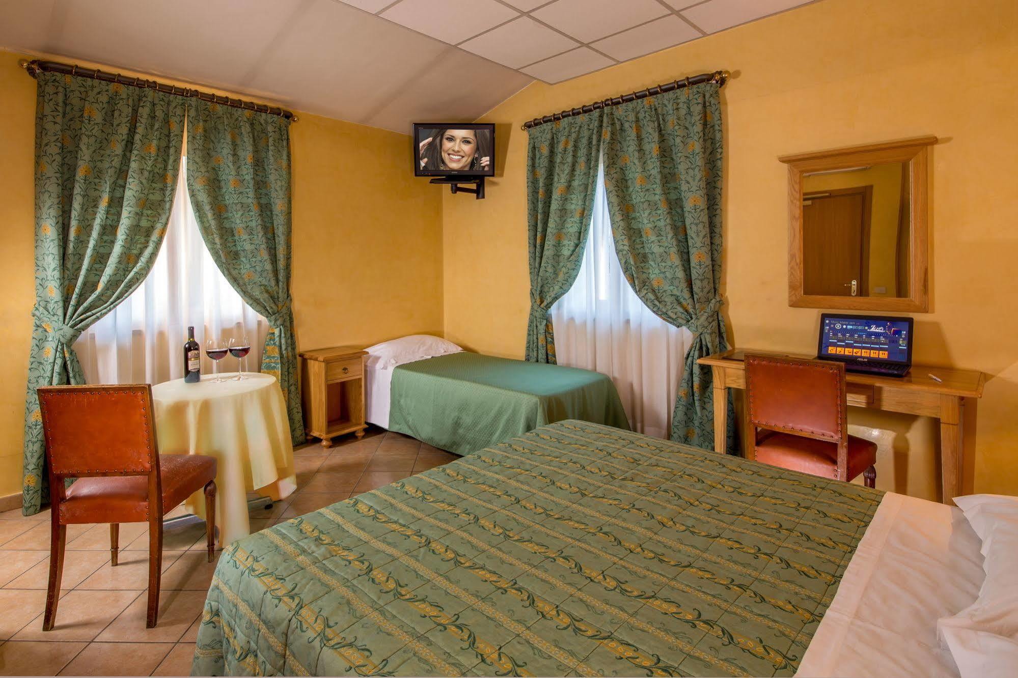 Hotel Fidene Рим Екстер'єр фото